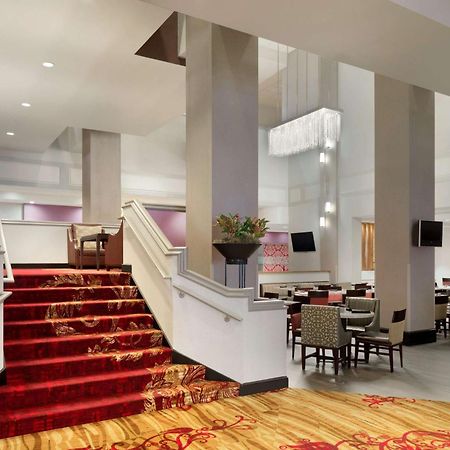 Hilton Fort Wayne At The Grand Wayne Convention Center (Adults Only) Eksteriør billede