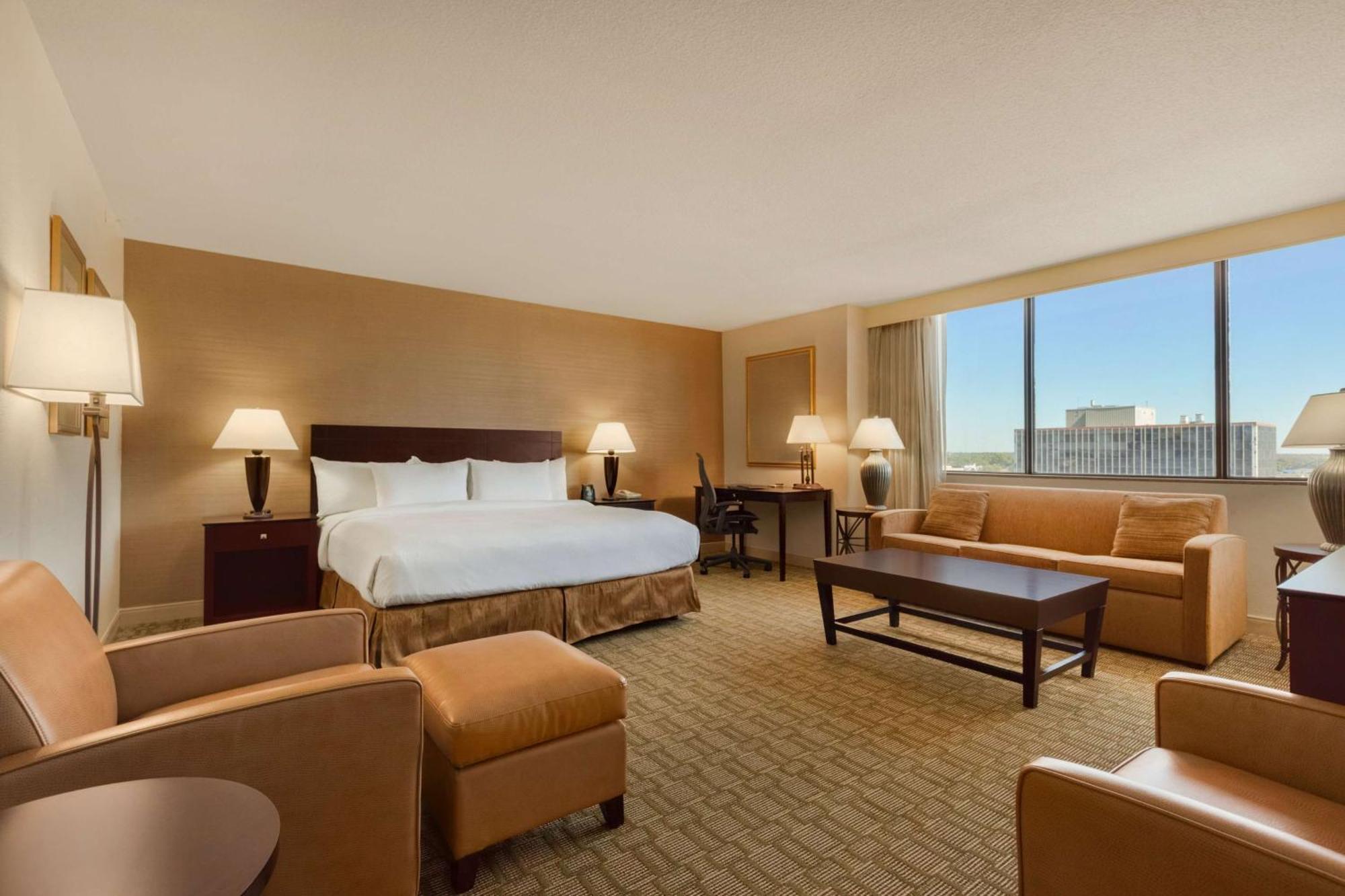 Hilton Fort Wayne At The Grand Wayne Convention Center (Adults Only) Eksteriør billede