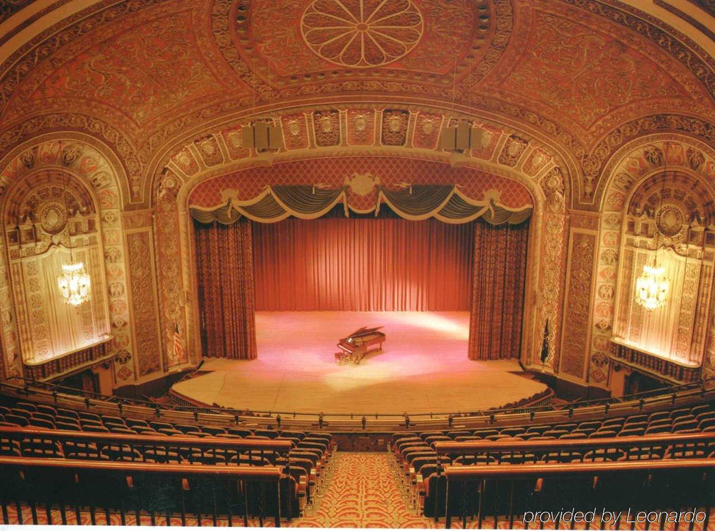 Hilton Fort Wayne At The Grand Wayne Convention Center (Adults Only) Faciliteter billede