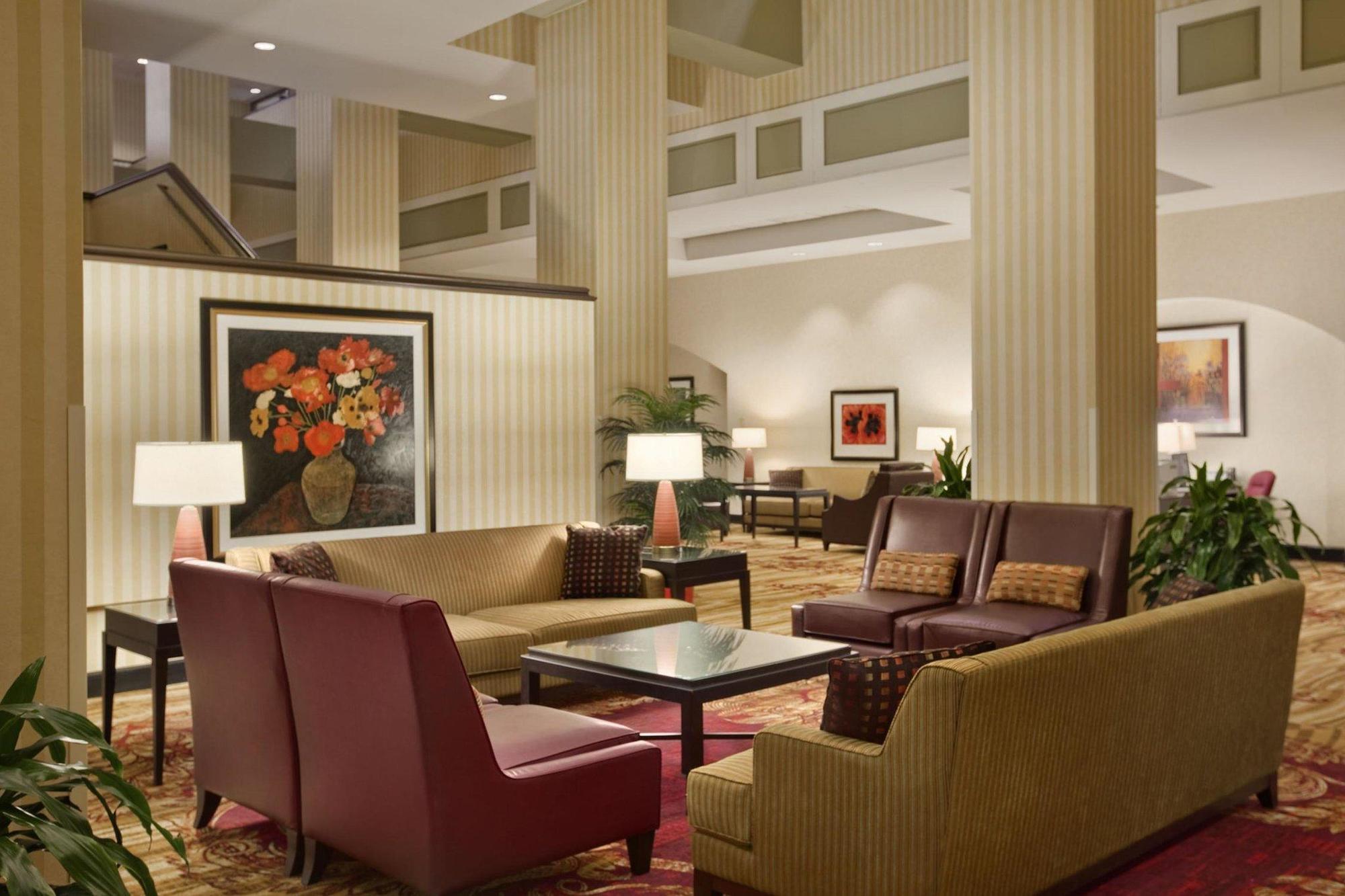 Hilton Fort Wayne At The Grand Wayne Convention Center (Adults Only) Eksteriør billede